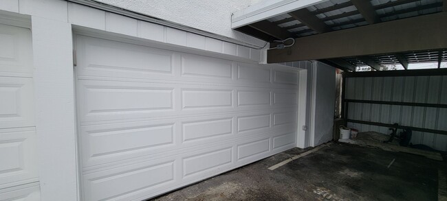 Building Photo - Move-in ready! Upgraded 2 Bedroom Condo