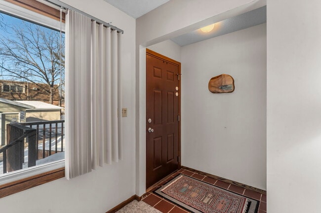 Building Photo - 4214 Xenia Ave N