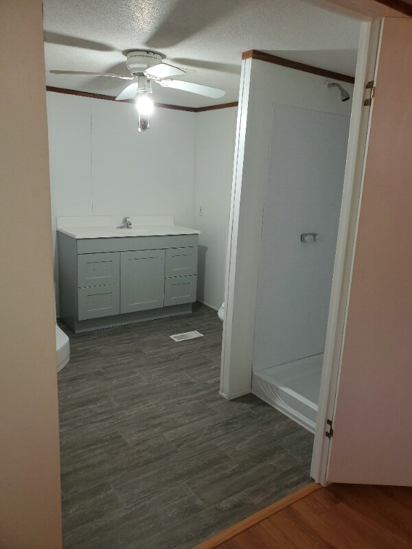 Building Photo - 148 Old Tunnel Rd