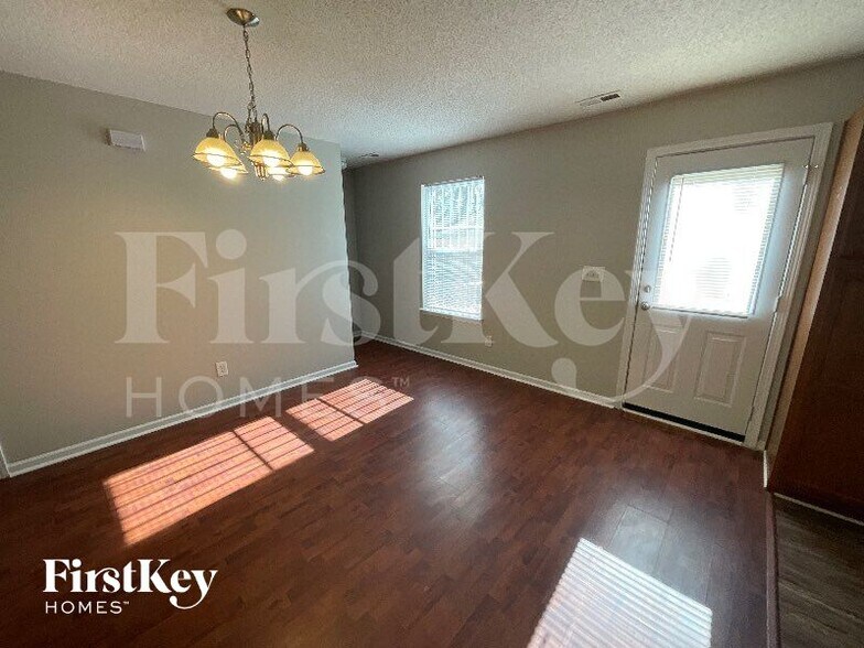 Building Photo - 5026 Oak Pasture Ln