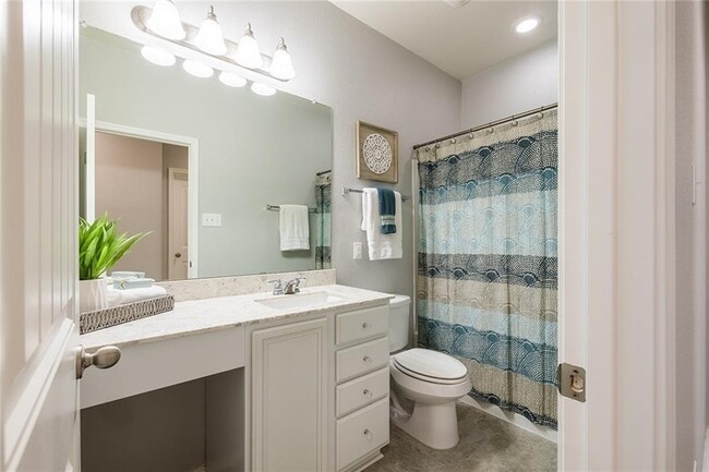 Building Photo - 6133 Mantalcino Dr