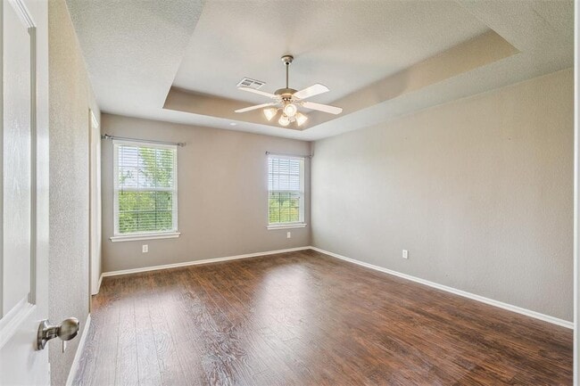 Building Photo - 4508 Applegate Dr