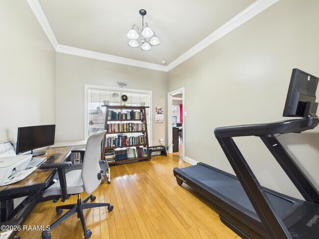 Building Photo - 430 Planters Row