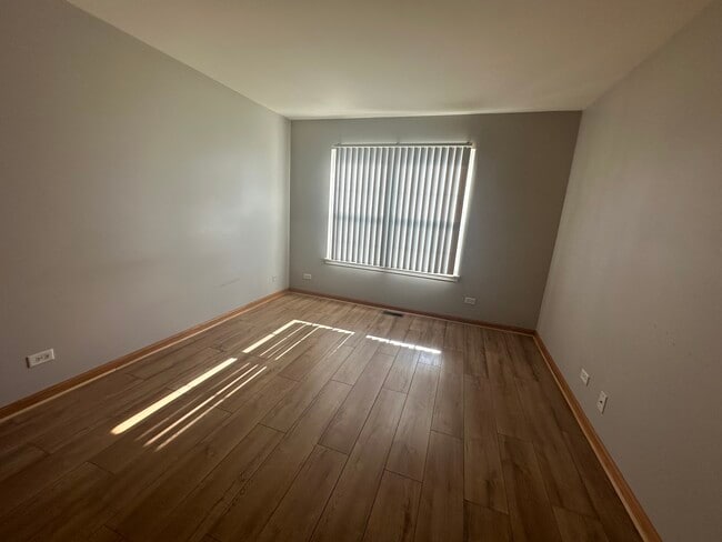 Building Photo - 2503 Dickens Dr