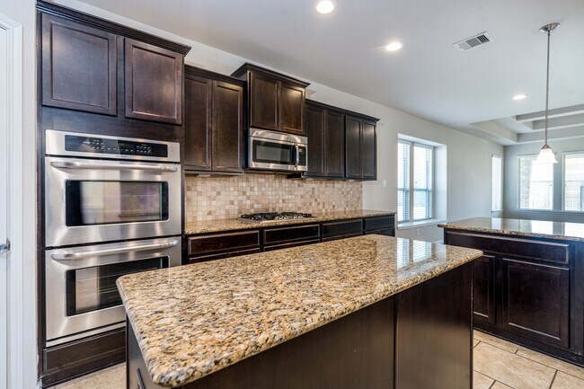 Building Photo - 22918 Caverly Ln