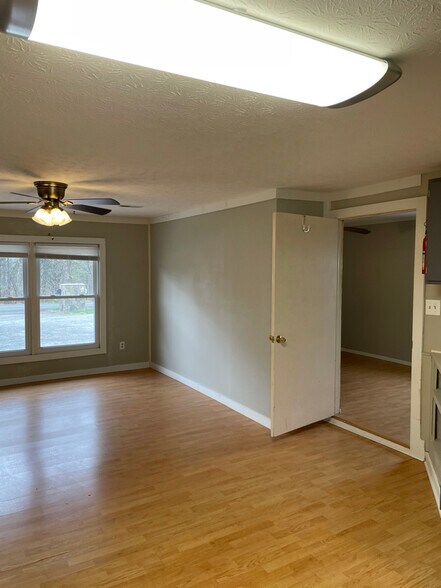 Building Photo - 799 Haynes Rd