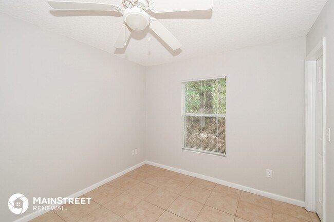 Building Photo - 2115 5th Ave
