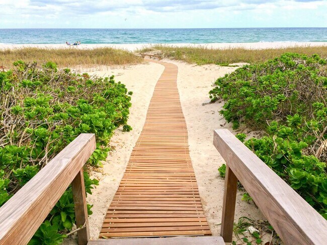 Building Photo - 1800 S Ocean Blvd