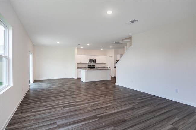 Building Photo - 31114 Gayle Prairie Oaks St