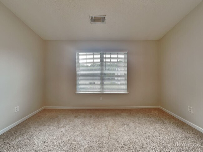 Building Photo - 11588 Alicias Ct