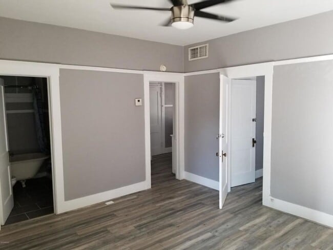 Building Photo - 1117 N 5th St