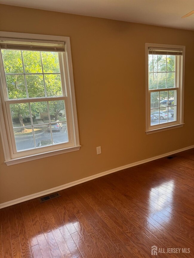 Building Photo - 286 Palombi Ct
