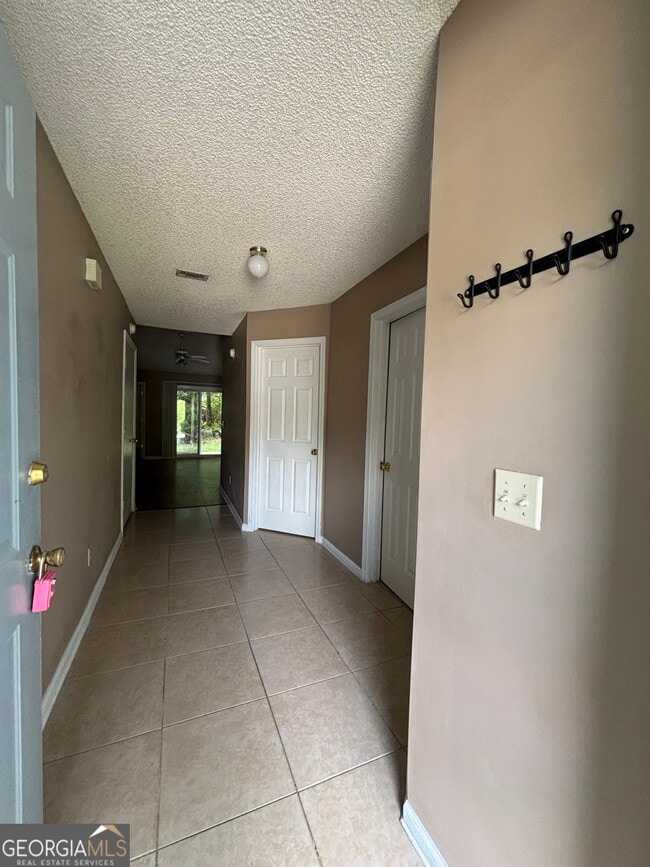 Building Photo - 183 Talbot Ct