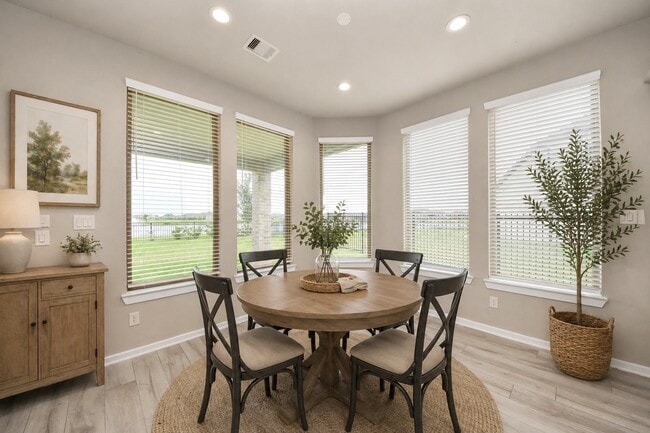Building Photo - 584 Santa Rosa Hls Dr