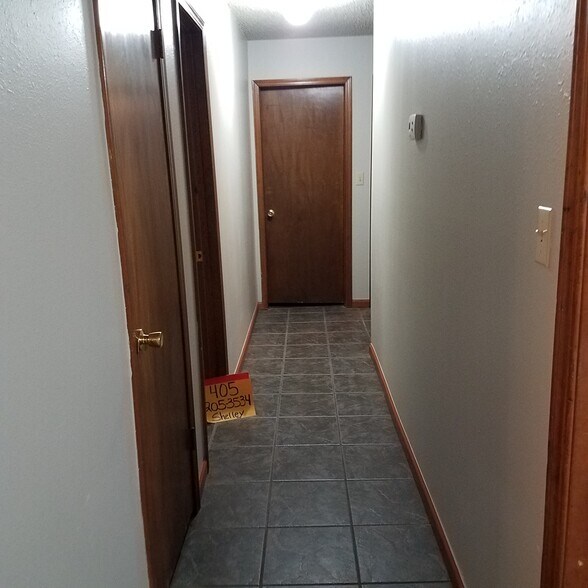 Hallway to bedrooms - 1222 Kimberly Dr