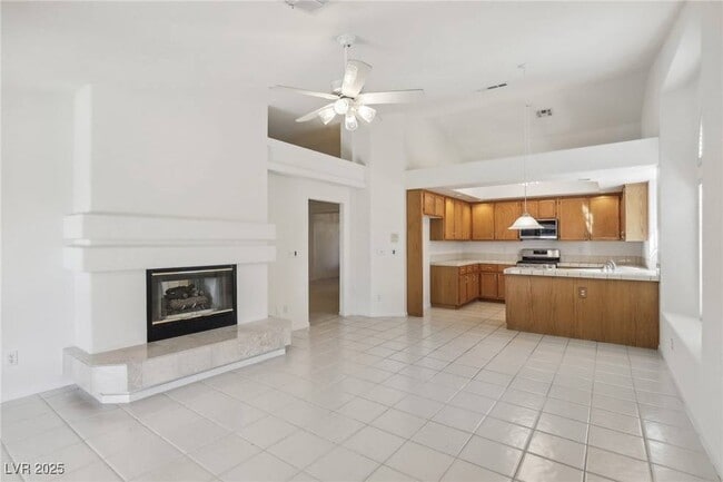 Building Photo - 7501 Bush Garden Ave