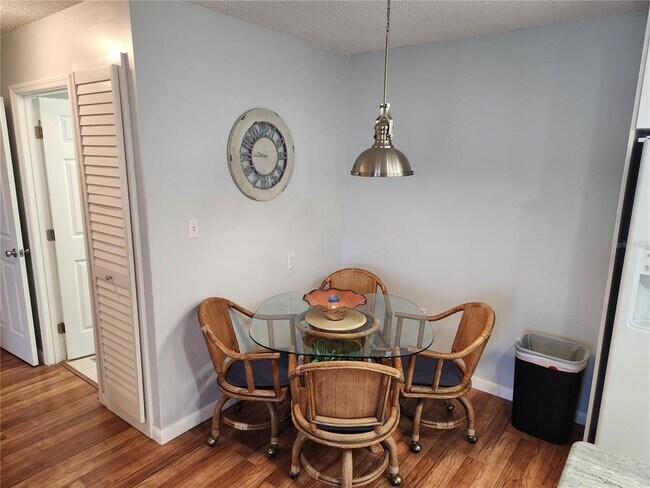Building Photo - 4347 Tahitian Gardens Cir