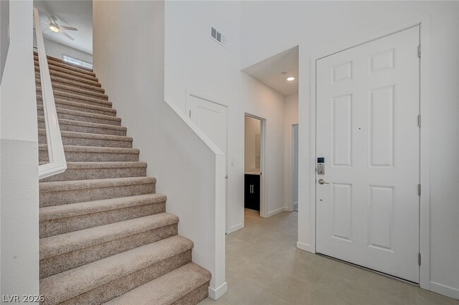 Building Photo - 324 Lupton Ave