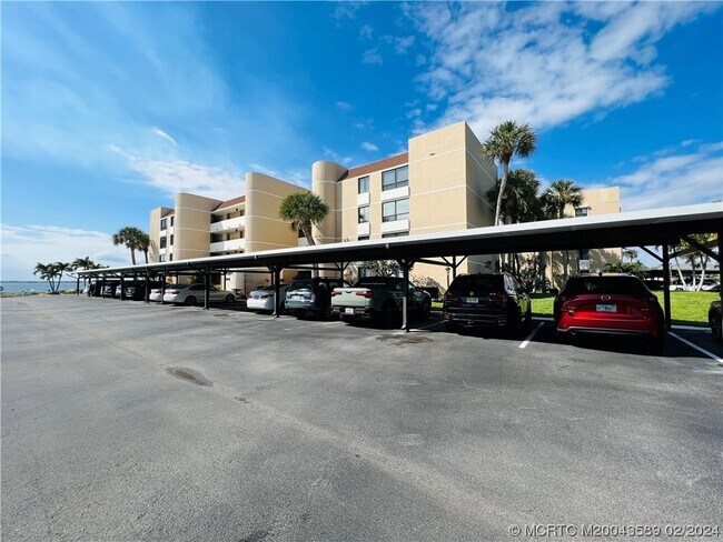 Building Photo - 3442 NE Causeway Blvd