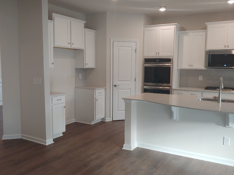 Building Photo - 155 Abersham Dr