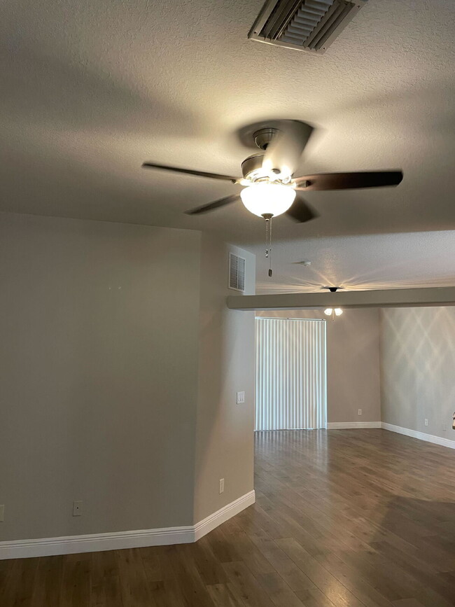 Building Photo - Charming 4-Bedroom Haven