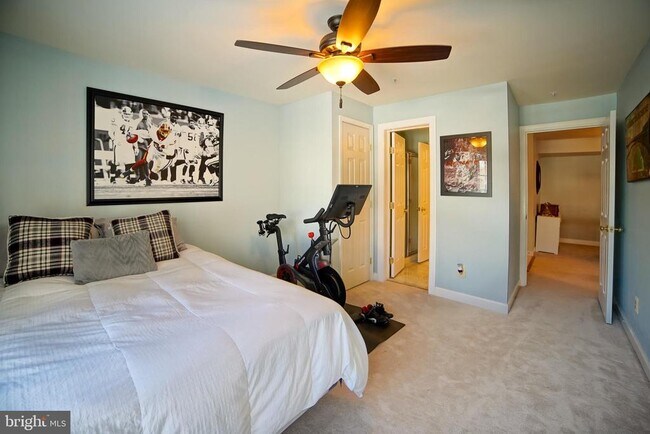 Building Photo - 12205 Fairfield House Dr