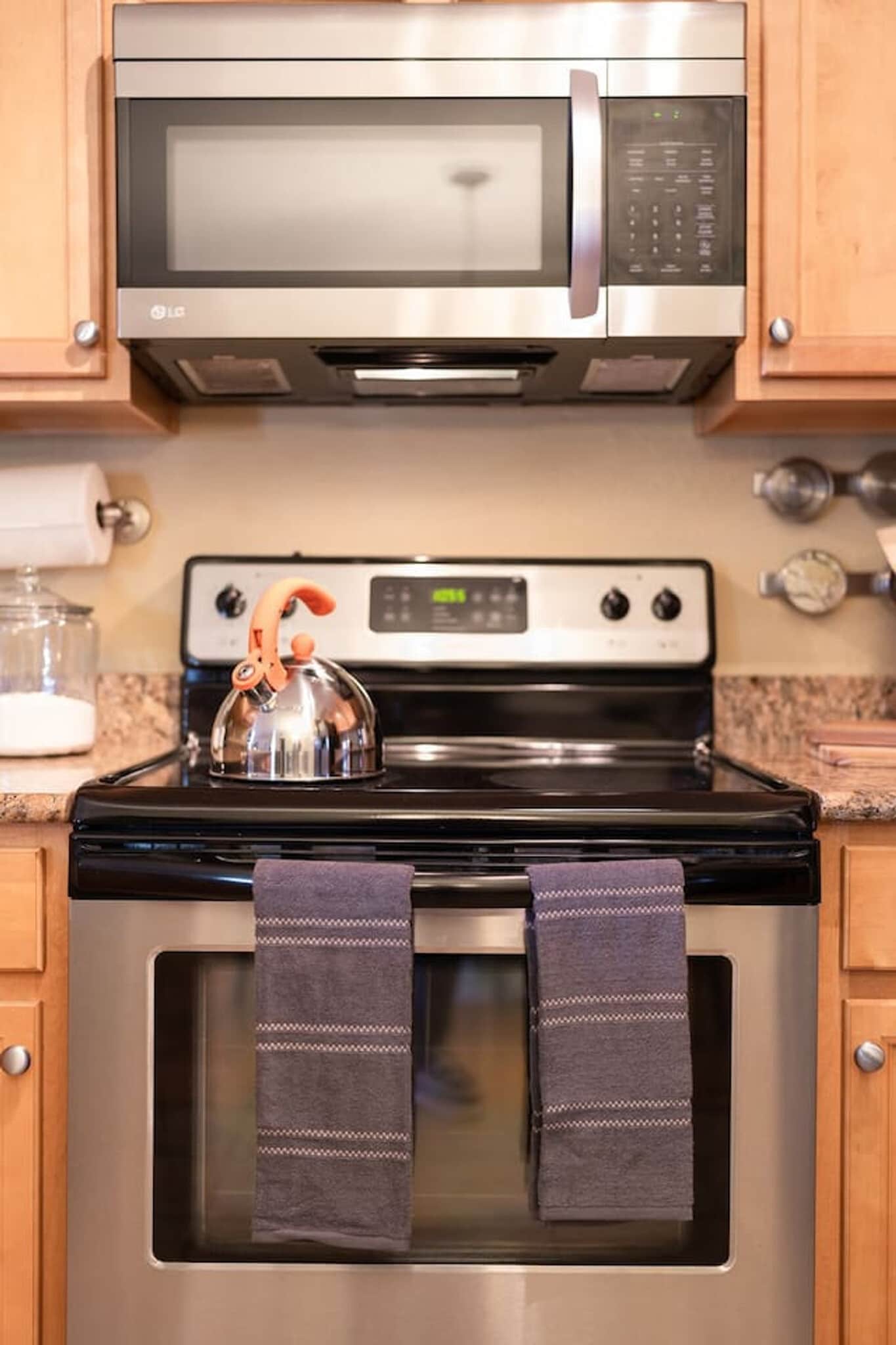 Building Photo - 7009 E Acoma Dr