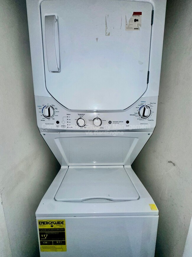 Building Photo - 4304 Paradise Cove Ct