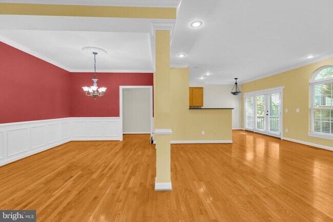 Building Photo - 46855 Willowood Pl