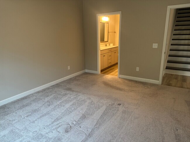 Building Photo - 340 Nettle Ln