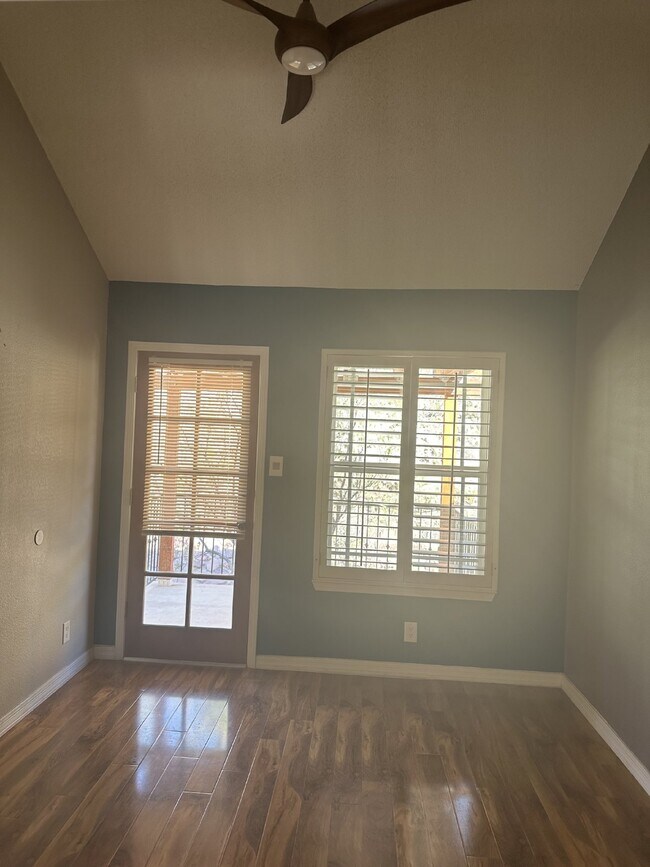 Building Photo - 5615 Burning Tree Dr