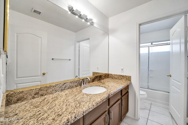 Building Photo - 6434 W Kristal Way