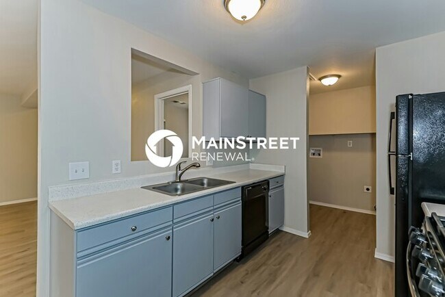 Building Photo - 3 Bedroom Pet-Friendly Home in Tucson, AZ with Main Street Renewal