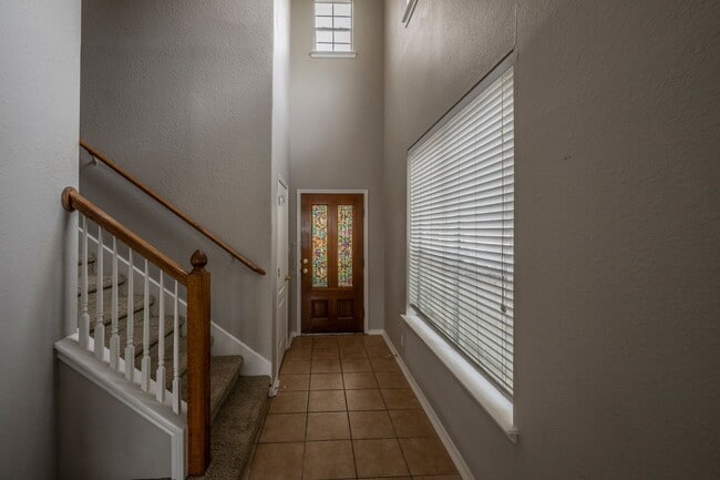 Building Photo - Large two story, two bedroom, two and a half bath