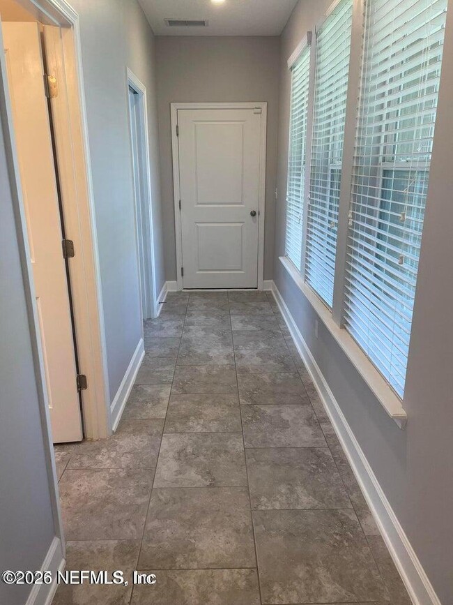 Building Photo - 142 Jackrabbit Trl