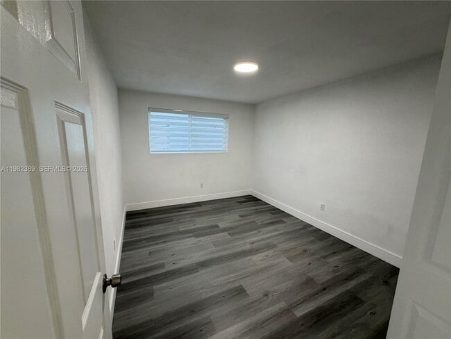 Building Photo - 7155 W 2nd Way