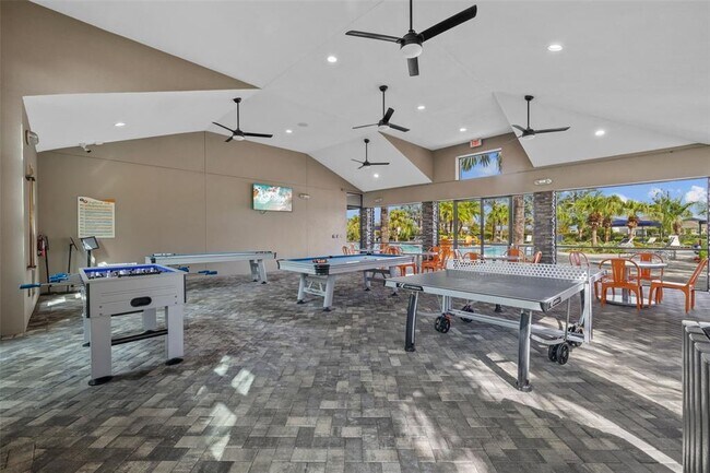 Building Photo - 11571 Little River Way