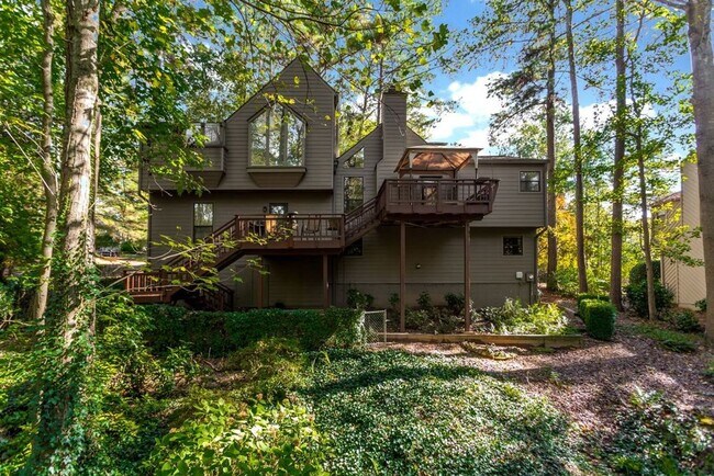 Building Photo - Contemporary East Cobb Home in Pope School...
