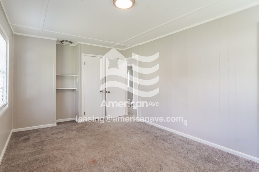 Building Photo - 105 Livingston Ct