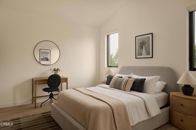 Building Photo - 11638 Kling St