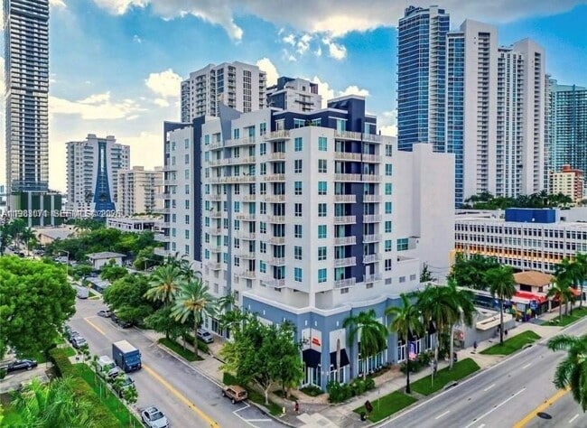 Building Photo - 2275 Biscayne Blvd