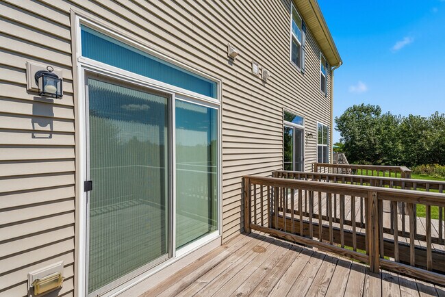 Building Photo - 24919 McCormick Way