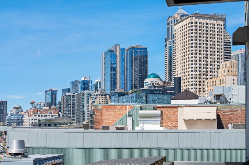 Building Photo - 80 South Main St