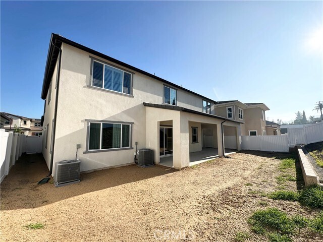 Building Photo - 15422 Oakbrush place