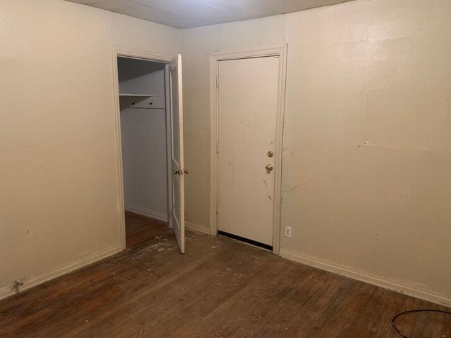Building Photo - 5617 Virginia Ave