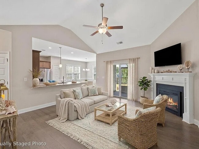Building Photo - Earn Wealth While Leasing – Like a Homeowner – Lease to Own