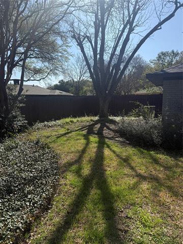 Building Photo - 14922 Hillcrest Rd