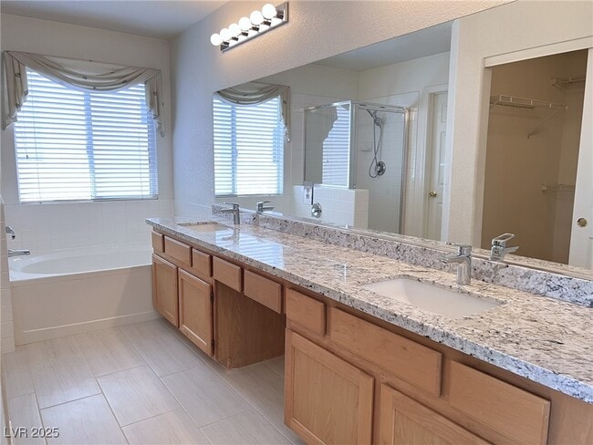 Building Photo - 10229 Abano Ct