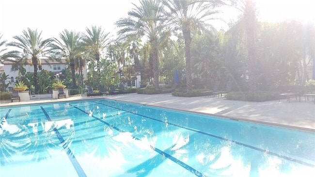 Building Photo - 908 N Acacia Ct