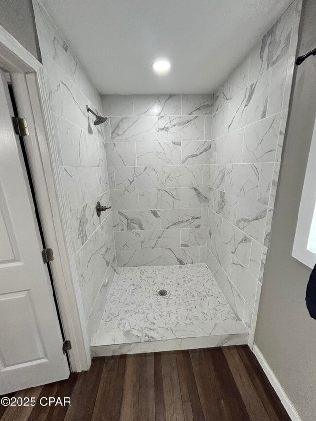 Building Photo - 6522 Olokee St